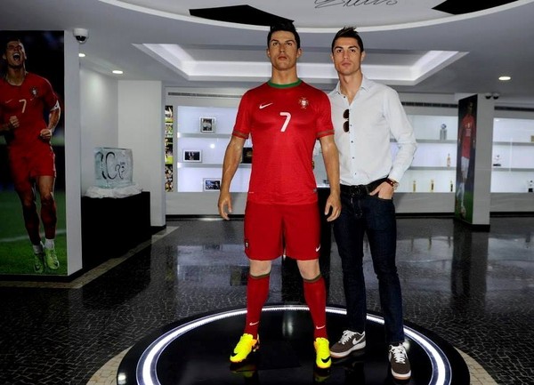4 MUSEUM CRITIANO RONALDO CR7
