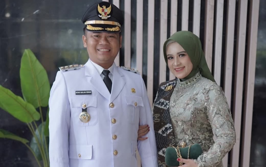 bupati tegal Ischak Maulana Rohman Profil