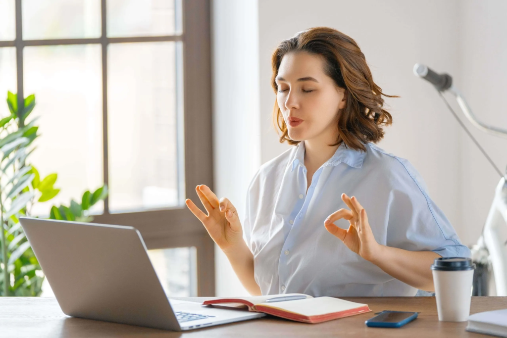 12 Mindful Living Habits 2025 Transform Hidup Anda: Panduan Lengkap Gen Z Indonesia